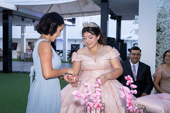 25 ABRIL 26 #4242 VERONICA MTZ _CRI0131