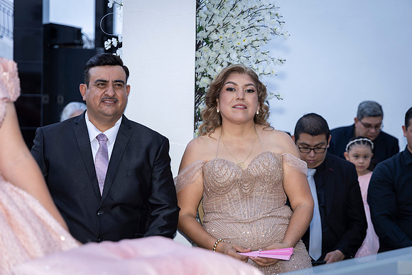 25 ABRIL 26 #4242 VERONICA MTZ _CRI0137