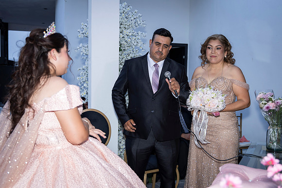 25 ABRIL 26 #4242 VERONICA MTZ _CRI0178