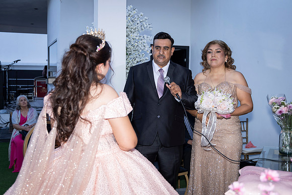 25 ABRIL 26 #4242 VERONICA MTZ _CRI0180
