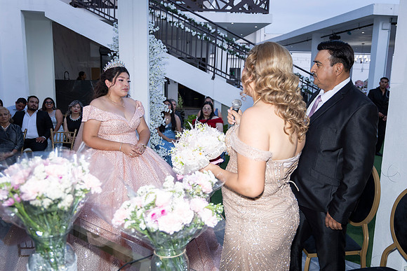 25 ABRIL 26 #4242 VERONICA MTZ _CRI0189