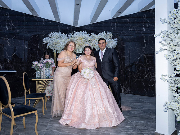 25 ABRIL 26 #4242 VERONICA MTZ _CRI0199