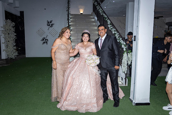 25 ABRIL 26 #4242 VERONICA MTZ _CRI0274