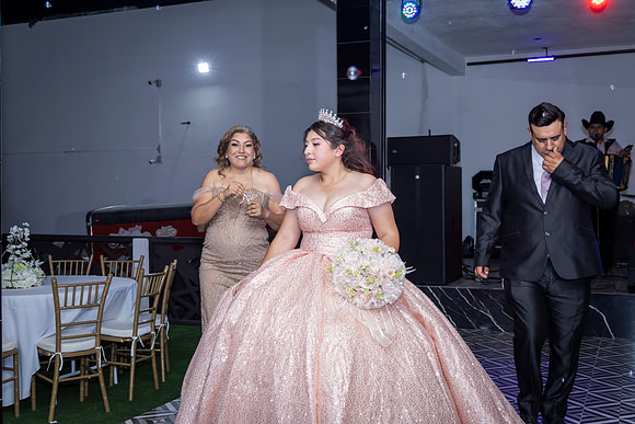 25 ABRIL 26 #4242 VERONICA MTZ _CRI0281