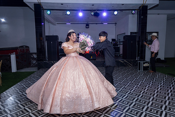 25 ABRIL 26 #4242 VERONICA MTZ _CRI0369