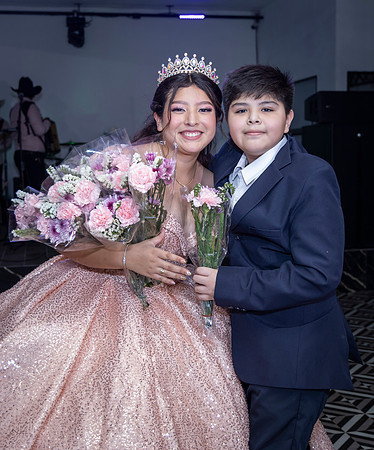 25 ABRIL 26 #4242 VERONICA MTZ _CRI0382