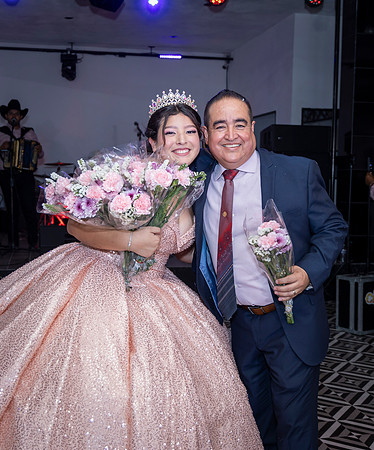 25 ABRIL 26 #4242 VERONICA MTZ _CRI0388