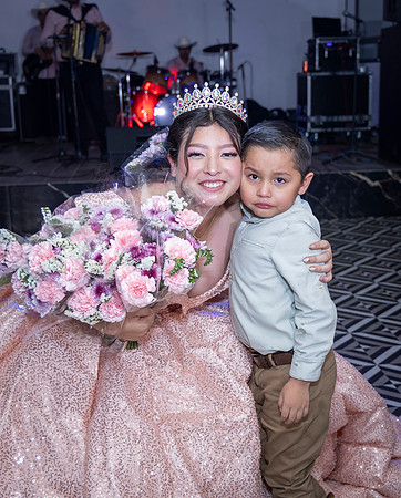 25 ABRIL 26 #4242 VERONICA MTZ _CRI0391