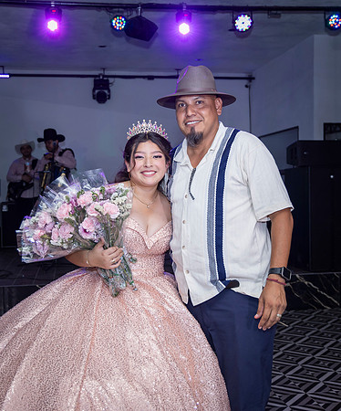 25 ABRIL 26 #4242 VERONICA MTZ _CRI0405
