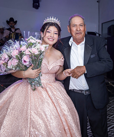 25 ABRIL 26 #4242 VERONICA MTZ _CRI0412