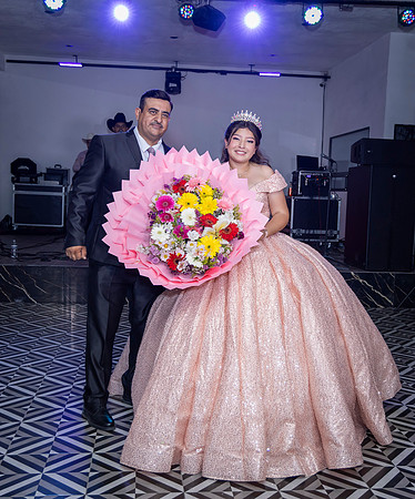 25 ABRIL 26 #4242 VERONICA MTZ _CRI0438