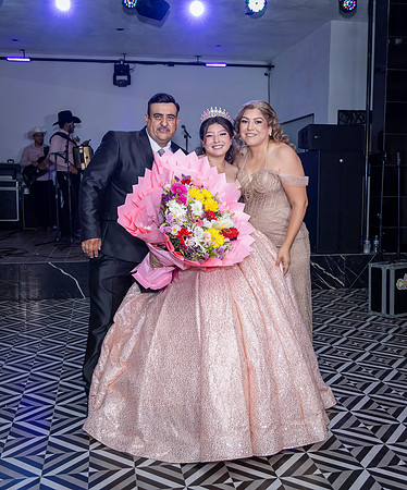 25 ABRIL 26 #4242 VERONICA MTZ _CRI0441