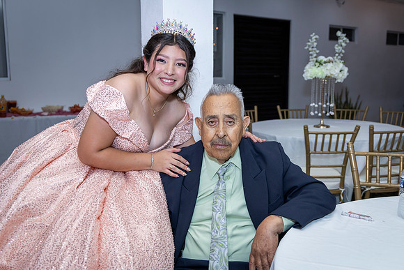 25 ABRIL 26 #4242 VERONICA MTZ _CRI0455