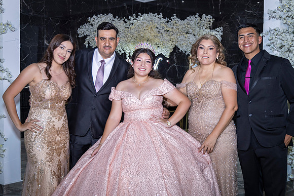 25 ABRIL 26 #4242 VERONICA MTZ _CRI0471