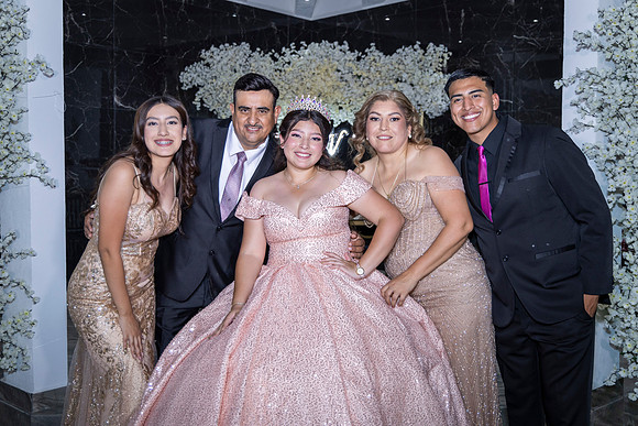 25 ABRIL 26 #4242 VERONICA MTZ _CRI0473