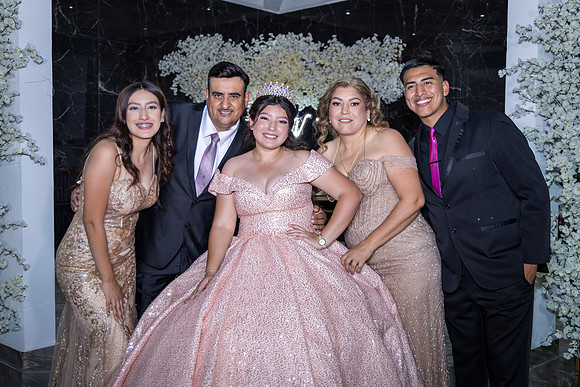25 ABRIL 26 #4242 VERONICA MTZ _CRI0474