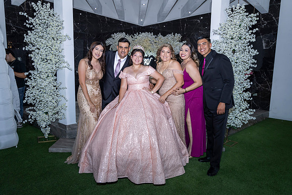 25 ABRIL 26 #4242 VERONICA MTZ _CRI0477