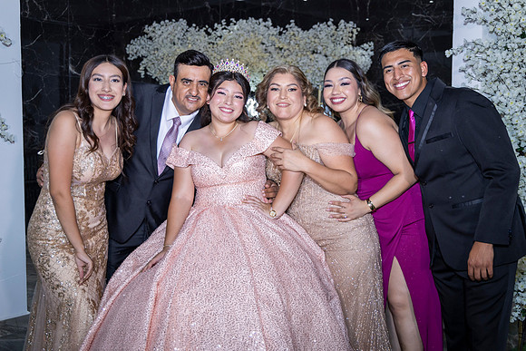 25 ABRIL 26 #4242 VERONICA MTZ _CRI0478