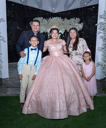 25 ABRIL 26 #4242 VERONICA MTZ _CRI0513