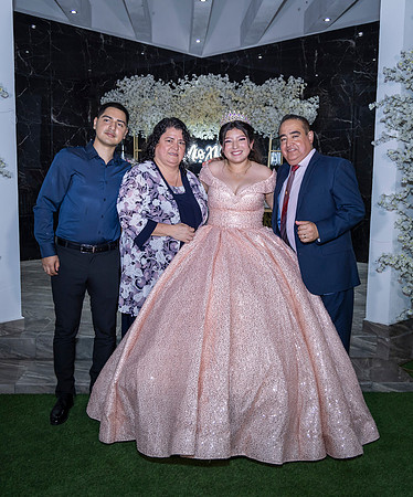 25 ABRIL 26 #4242 VERONICA MTZ _CRI0525
