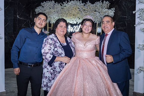 25 ABRIL 26 #4242 VERONICA MTZ _CRI0528