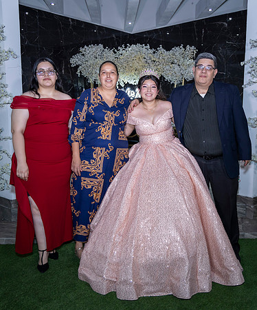 25 ABRIL 26 #4242 VERONICA MTZ _CRI0550