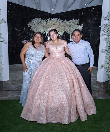 25 ABRIL 26 #4242 VERONICA MTZ _CRI0554