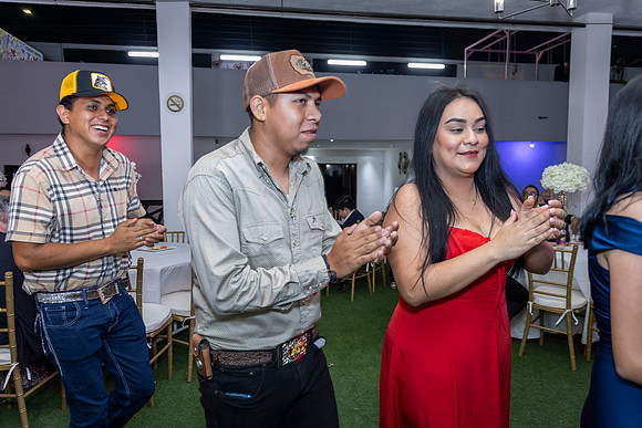 25 ABRIL 26 #4242 VERONICA MTZ _CRI0684