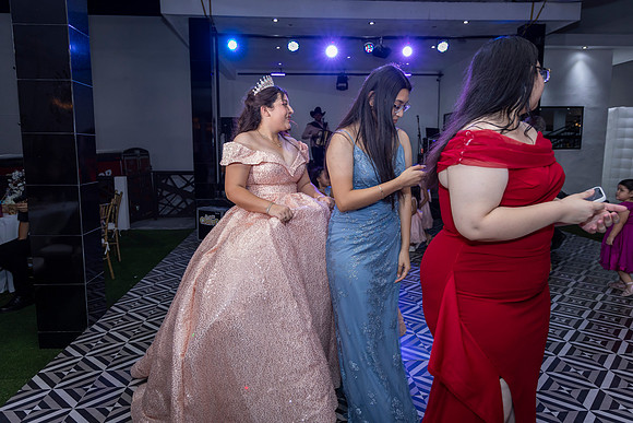 25 ABRIL 26 #4242 VERONICA MTZ _CRI0697
