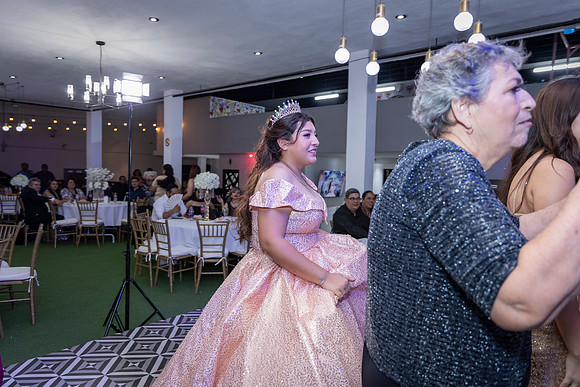 25 ABRIL 26 #4242 VERONICA MTZ _CRI0713