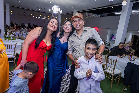 25 ABRIL 26 #4242 VERONICA MTZ _CRI0734