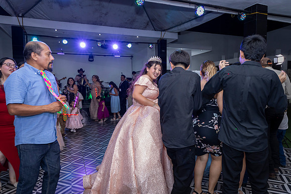 25 ABRIL 26 #4242 VERONICA MTZ _CRI0759
