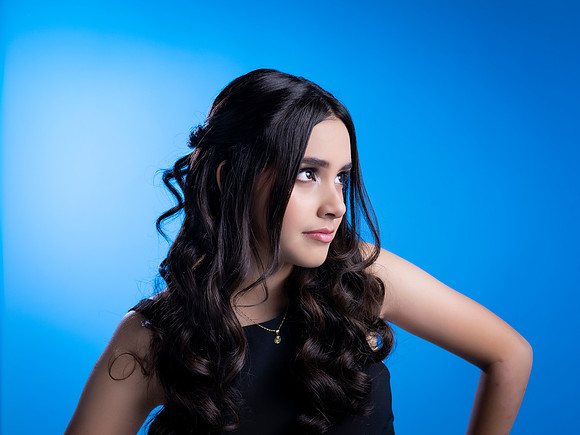 #8536 VELIA IVONNE - 9539