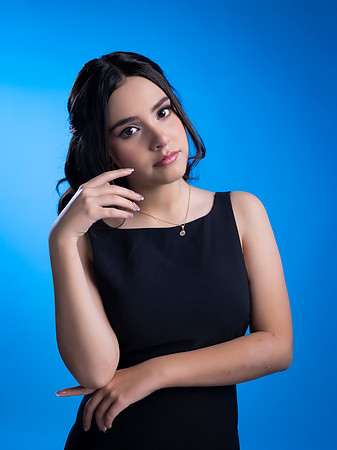 #8536 VELIA IVONNE - 9557