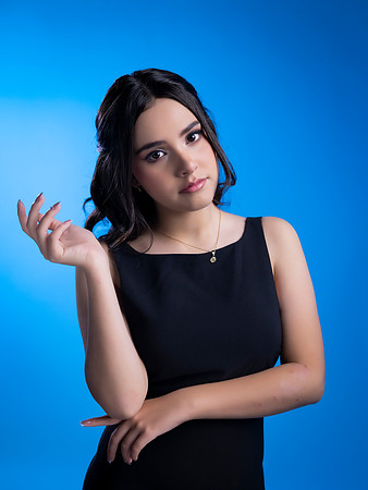 #8536 VELIA IVONNE - 9558