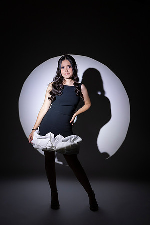 #8536 VELIA IVONNE - 9475