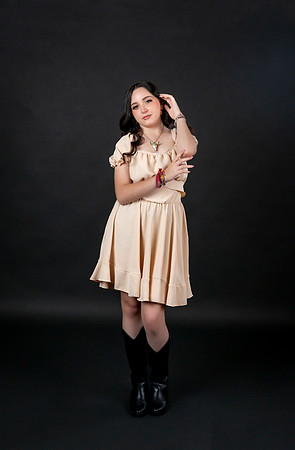 21 05 26 - #12421 PERLA CRISTINA DE LA ROSA_XV CASUAL_ESTYLOC_ARBOLEDAS_BRYAN-3792