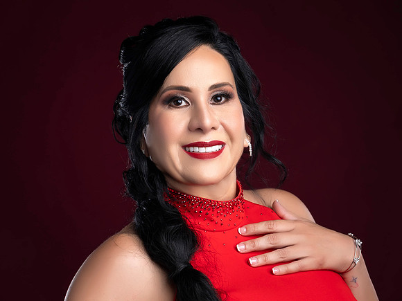 19-07-2025-# 5977-LOURDES AGUILAR LONGORIA(SESION-PERSONAL)MIG-6590