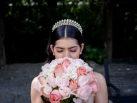 15 JUL #8603 NEYDA FLORES FLORES - FORMAL XV - FABRICA DE TEXTILES