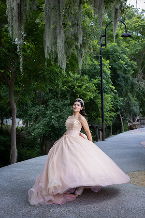 #8603 NEYDA FLORES - 9886