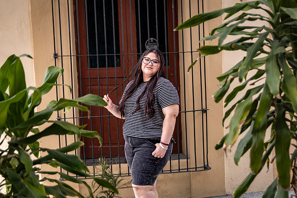 #8540 ERIKA GONZALEZ GARZA PAQ. GLAM LOC. BARRIO JENYY-1184