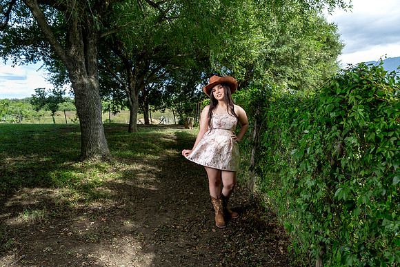 #12479 SANDRA KARINA MARIN_CASUAL XV_LOC DON GLAFIRO_BRYAN-2601