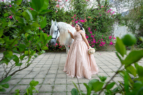 #8545 ISABEL DE LA O MORELOS_XV FORMAL_EYL_CASA RETRATO_BRYAN-4008