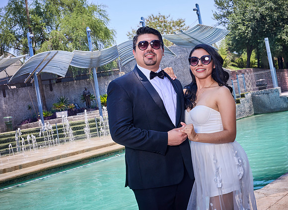 #8360 ERIK DANTH GARZA PAQ. ROMANCE _W8A3055 1