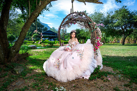 #8606 RAMONA ZUÑIGA RAMIREZ_XV FORMAL_VIÑEDO GARZA_BRYAN-8783