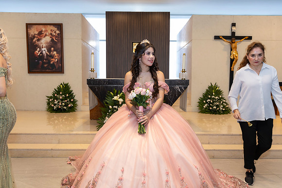 01 AGO 26 #8460 MARIBEL ESQUIVEL _D8A0185