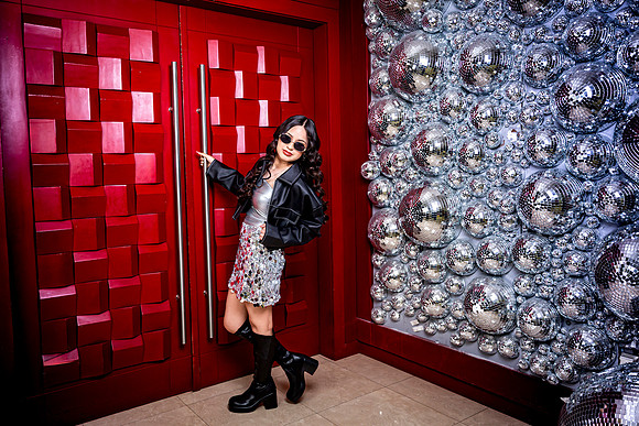 #8606 RAMONA ZUÑIGA RAMIREZ_CASUAL XV_INCREDIBLE PIZZA_BRYAN-5654