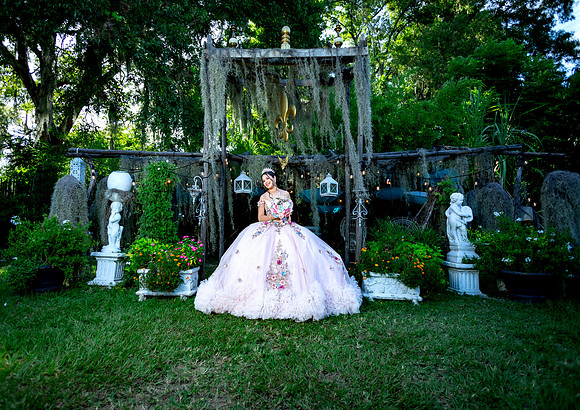 #8606 RAMONA ZUÑIGA RAMIREZ_XV FORMAL_VIÑEDO GARZA_BRYAN-8733