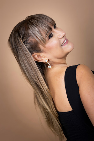#12619 ADRIANA GARZA - 8685