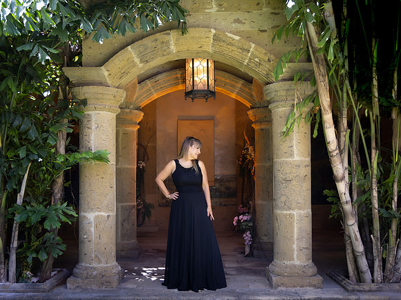 #12619 ADRIANA GARZA - 8754
